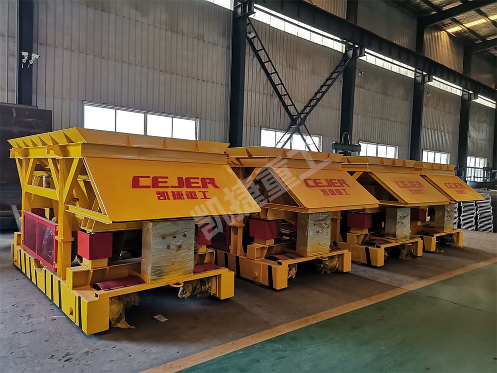 縱向電爐加料車(chē)